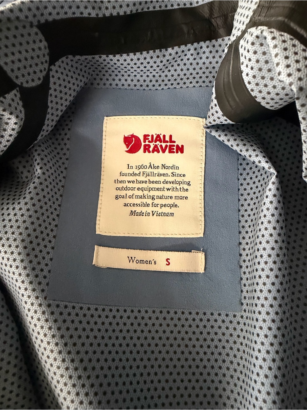 Fjallraven Light Blue Hooded Waterproof Raincoat- size small - Picture 2 of 6